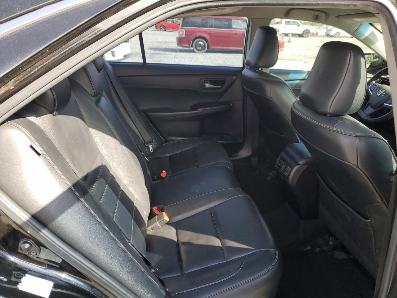 2015 Toyota Camry VIN: 4T4BF1FK2FR489221 Lot: 81891965