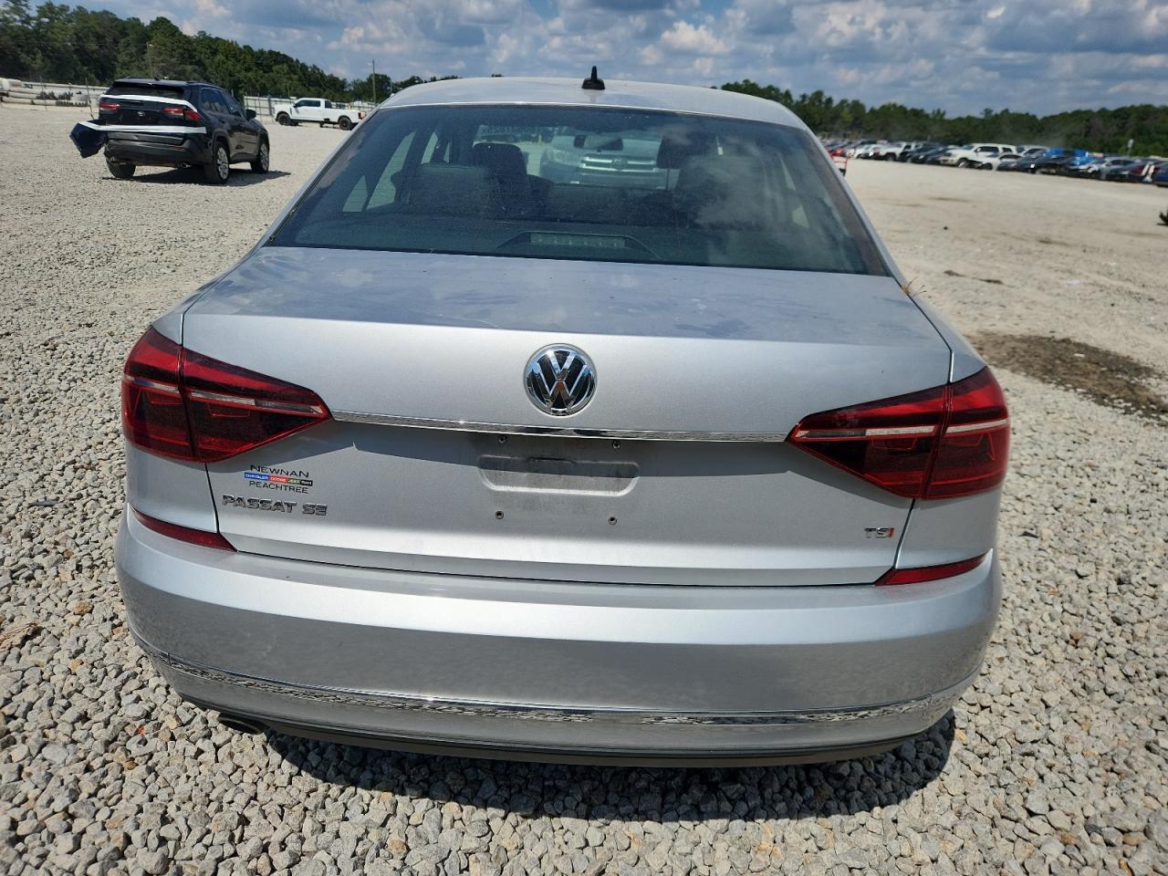 2017 Volkswagen Passat Se VIN: 1VWBT7A34HC058069 Lot: 80637625