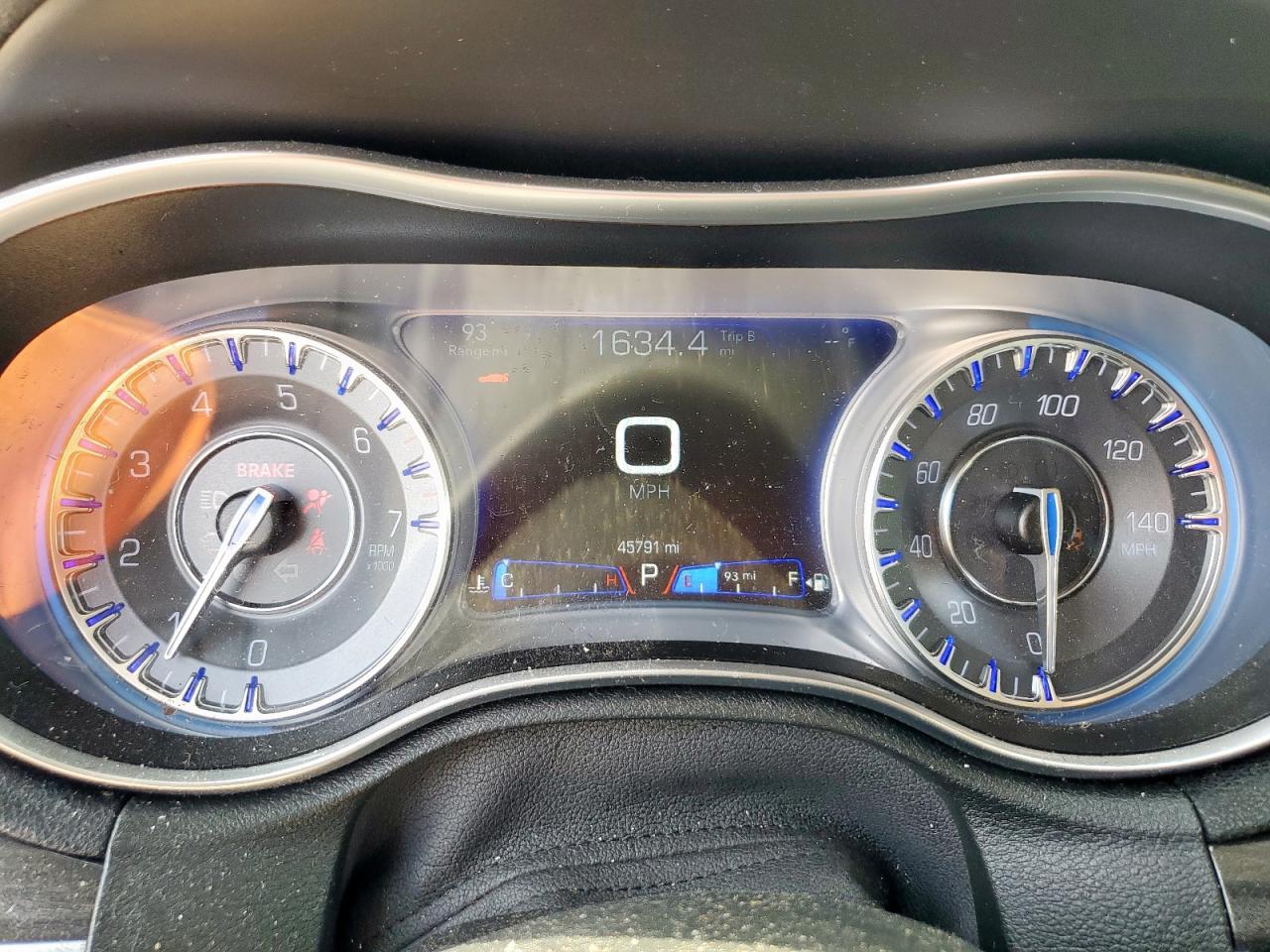 2018 Chrysler 300 Touring VIN: 2C3CCAAG4JH201682 Lot: 81271525