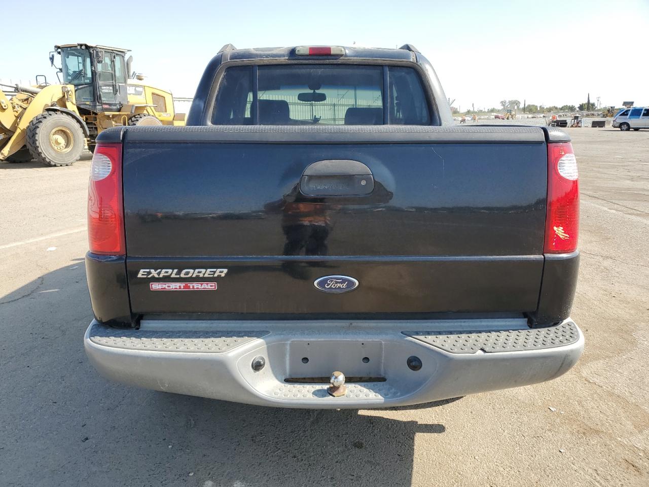 2002 Ford Explorer Sport Trac VIN: 1FMZU67E02UD55127 Lot: 80403805