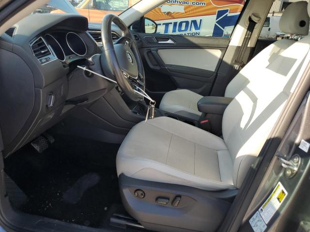  VOLKSWAGEN TIGUAN 2018 Gray