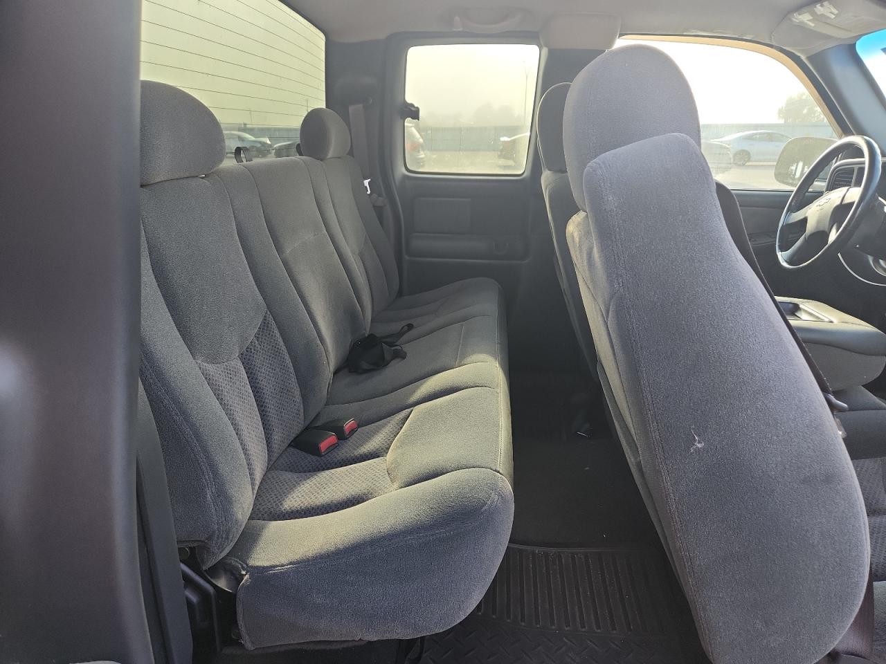 2003 Chevrolet Silverado K1500 VIN: 1GCEK19V73E243249 Lot: 81747595