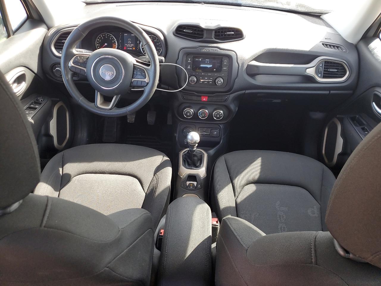 2015 Jeep Renegade Sport VIN: ZACCJBAH0FPB58695 Lot: 84290785