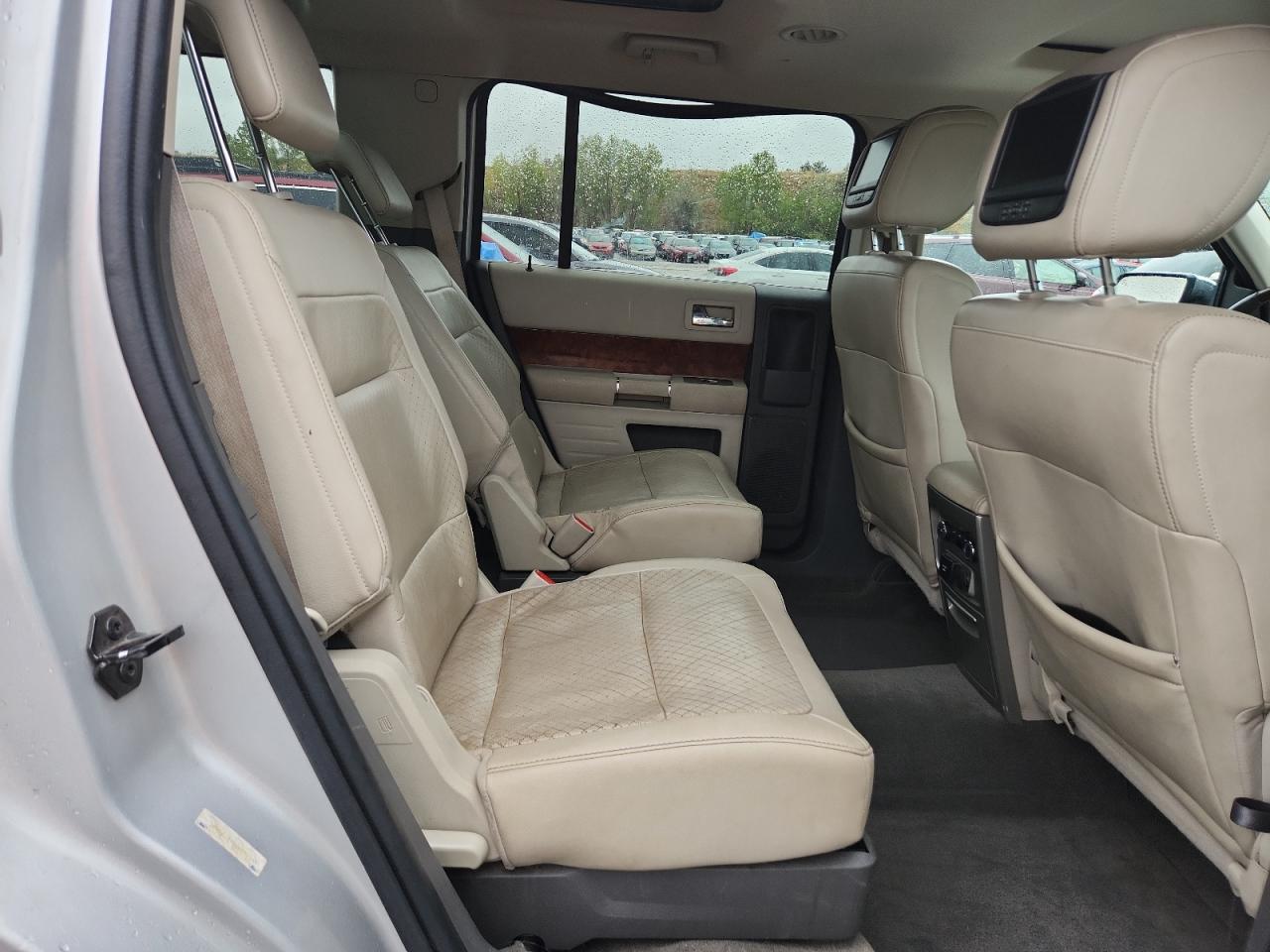 2011 Ford Flex Limited VIN: 2FMHK6DT9BBD17549 Lot: 81595525