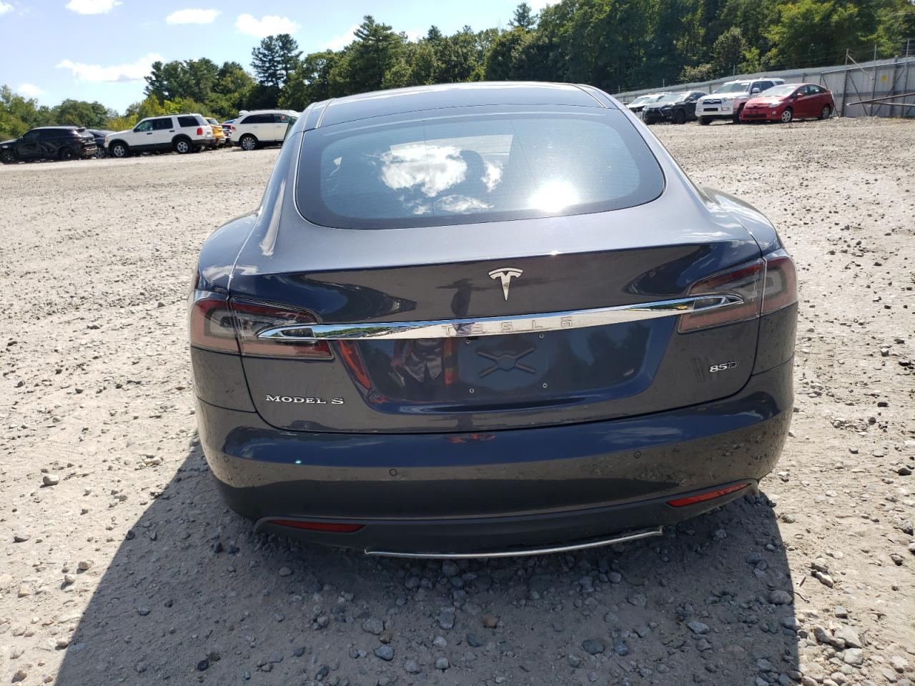 2015 Tesla Model S VIN: 5YJSA1E22FF112492 Lot: 67948185