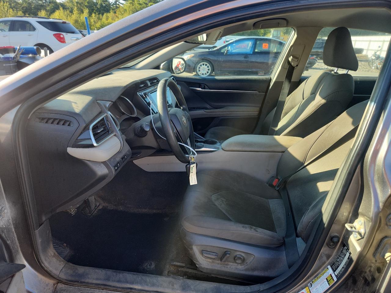 2018 Toyota Camry L VIN: 4T1B11HK5JU081522 Lot: 80012085