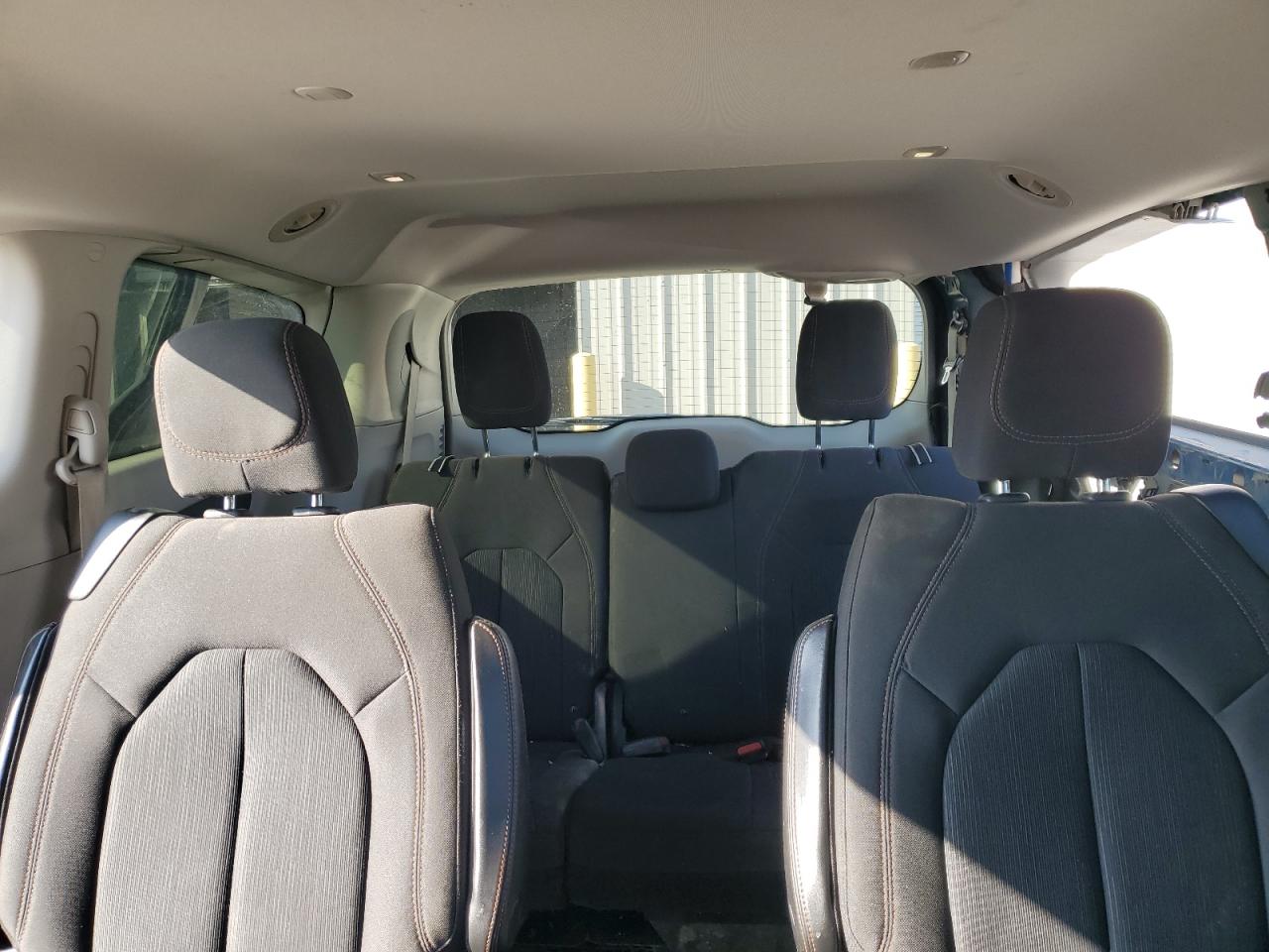 2019 Chrysler Pacifica Touring Plus VIN: 2C4RC1FG2KR567702 Lot: 71905195