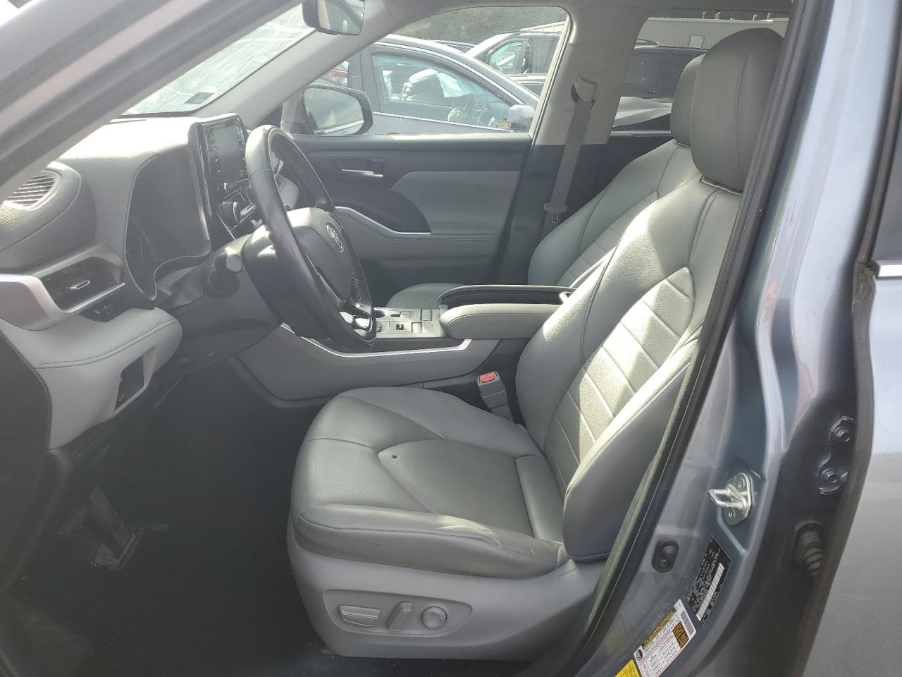 2020 Toyota Highlander Xle VIN: 5TDHZRBH2LS022485 Lot: 84248145