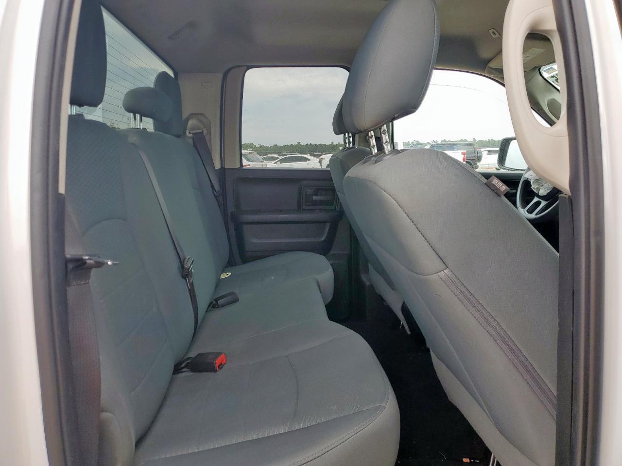 2019 Ram 1500 Classic Tradesman VIN: 1C6RR6FG6KS546661 Lot: 81770705