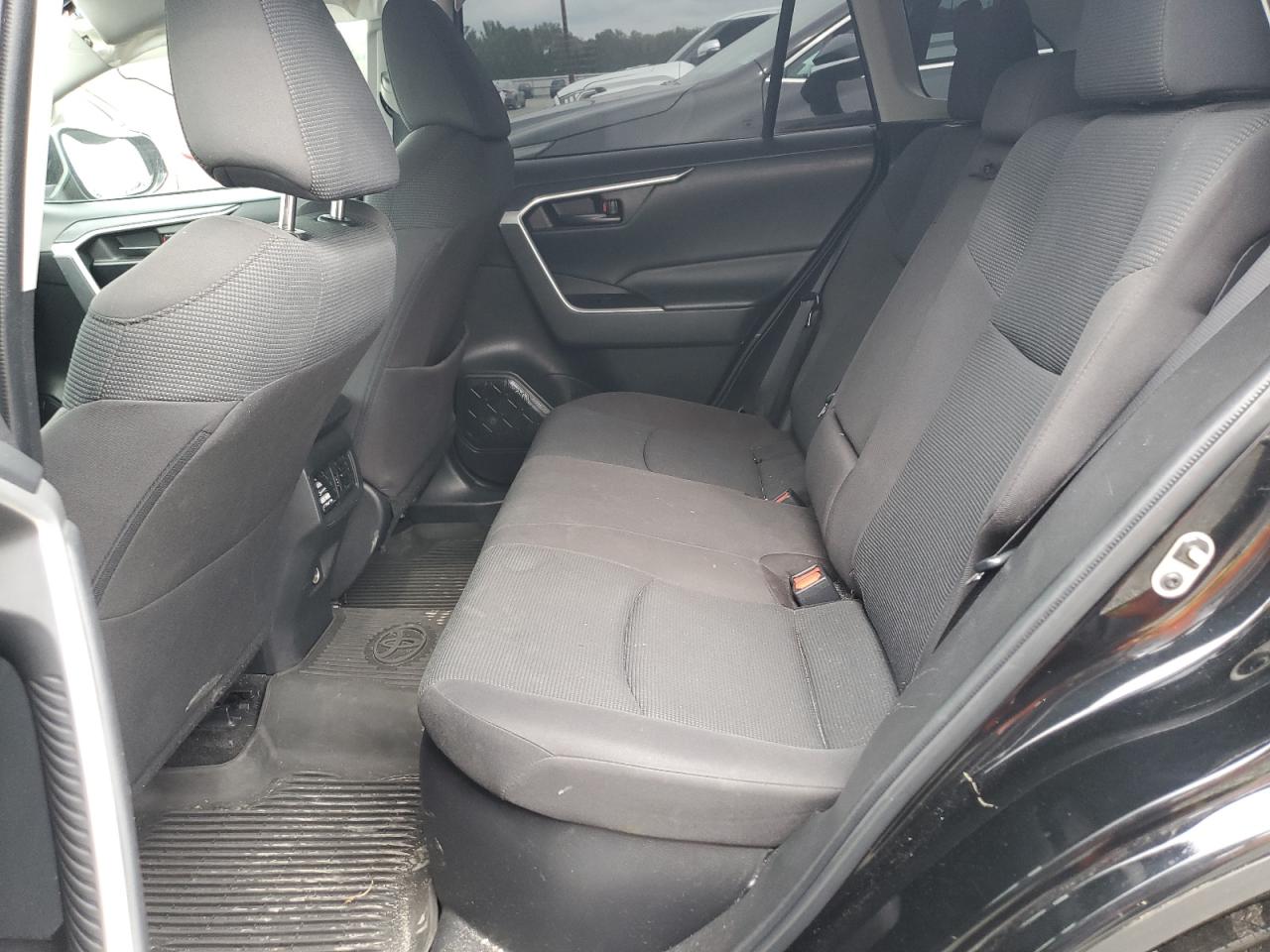 2021 Toyota Rav4 Le VIN: 4T3MWRFV9MU045897 Lot: 82065505