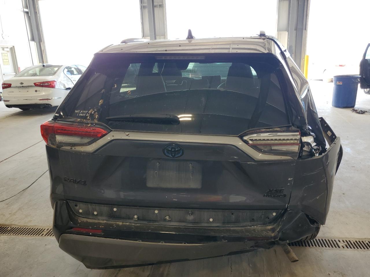 2020 Toyota Rav4 Xse VIN: 2T3E6RFV1LW001797 Lot: 71456485