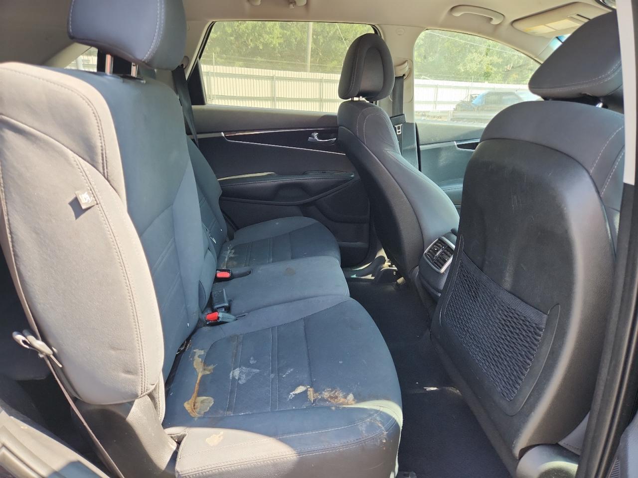 2016 Kia Sorento Lx VIN: 5XYPG4A38GG186692 Lot: 80812795