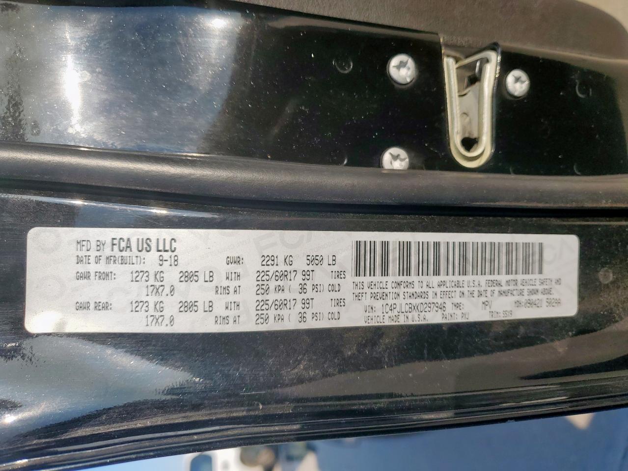 2019 Jeep Cherokee Latitude VIN: 1C4PJLCBXKD297946 Lot: 70782265