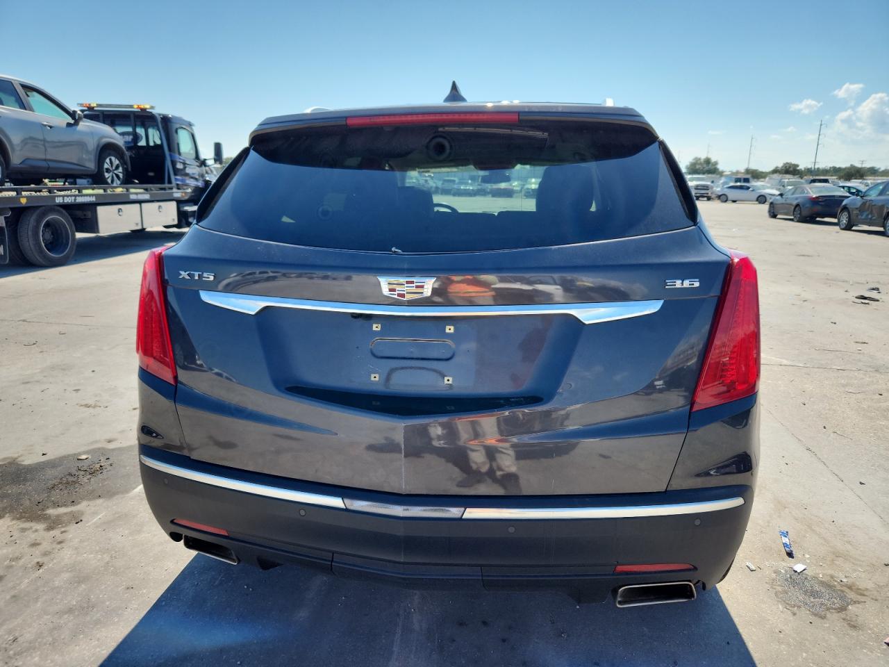 2017 Cadillac Xt5 Premium Luxury VIN: 1GYKNCRS8HZ103099 Lot: 84268795