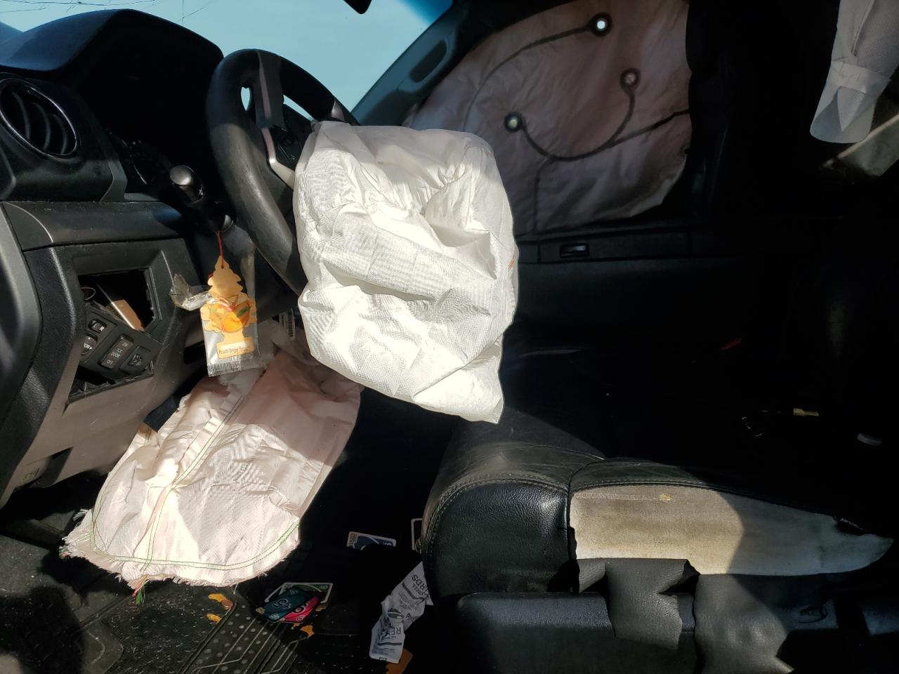 2015 Toyota Tundra Crewmax Sr5 VIN: 5TFEM5F14FX084329 Lot: 83789055