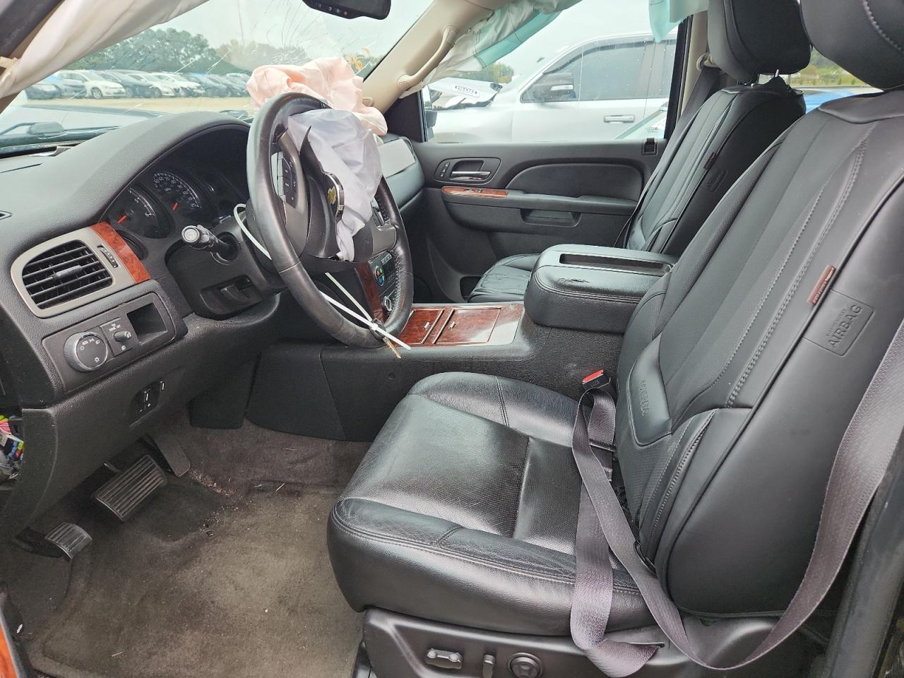 2014 Chevrolet Suburban C1500 Ltz VIN: 1GNSCKE09ER127537 Lot: 81329925