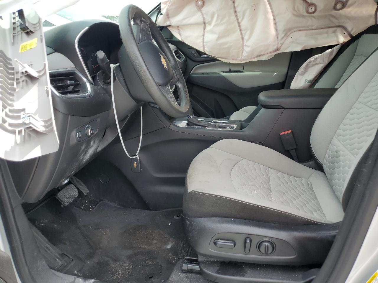 2020 Chevrolet Equinox Ls VIN: 3GNAXHEV4LS607476 Lot: 81602335
