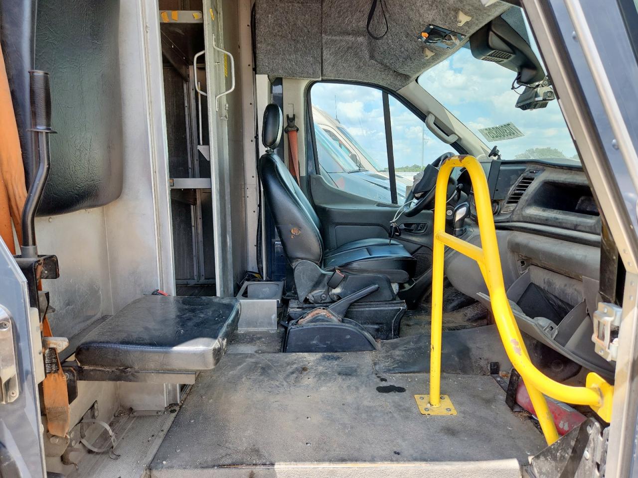 2021 Ford Transit T-350 Hd VIN: 1FDDF6P8XMKA57570 Lot: 70390825