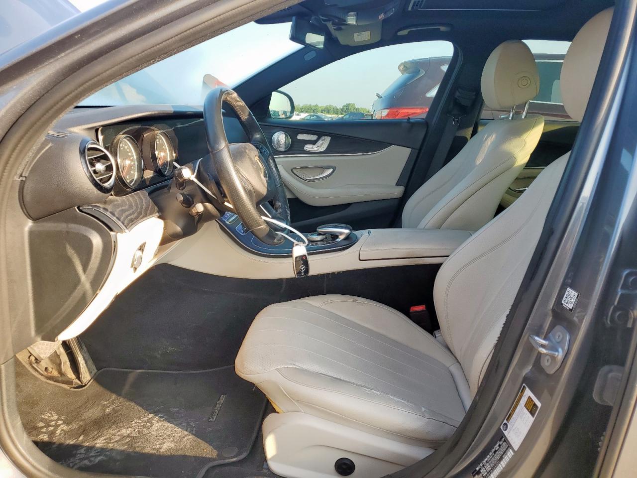 2018 Mercedes-Benz E 300 VIN: WDDZF4JB9JA344201 Lot: 71665255