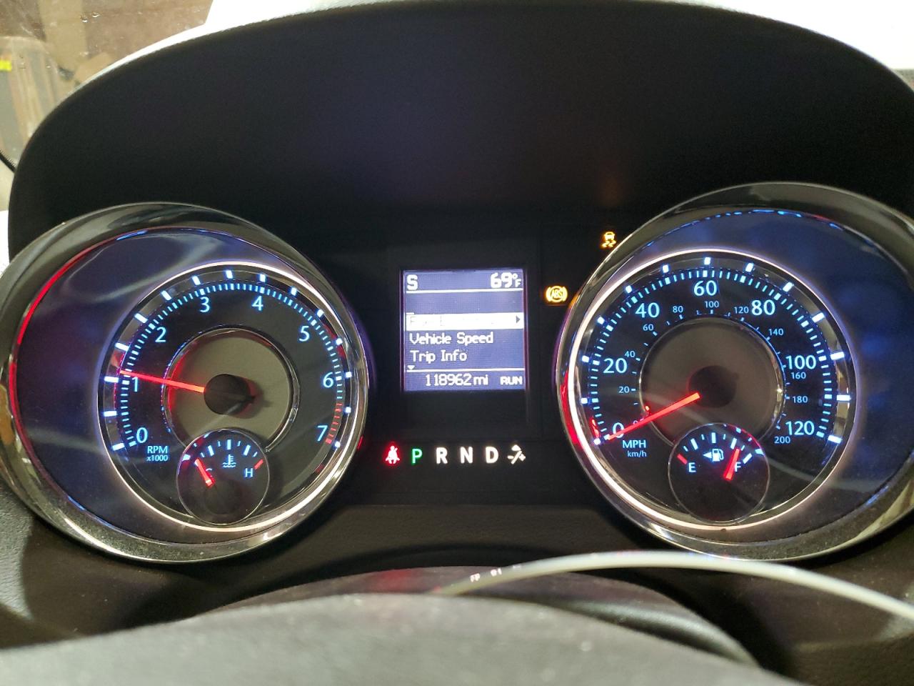 2015 Chrysler Town & Country Touring VIN: 2C4RC1BG9FR637451 Lot: 81766525