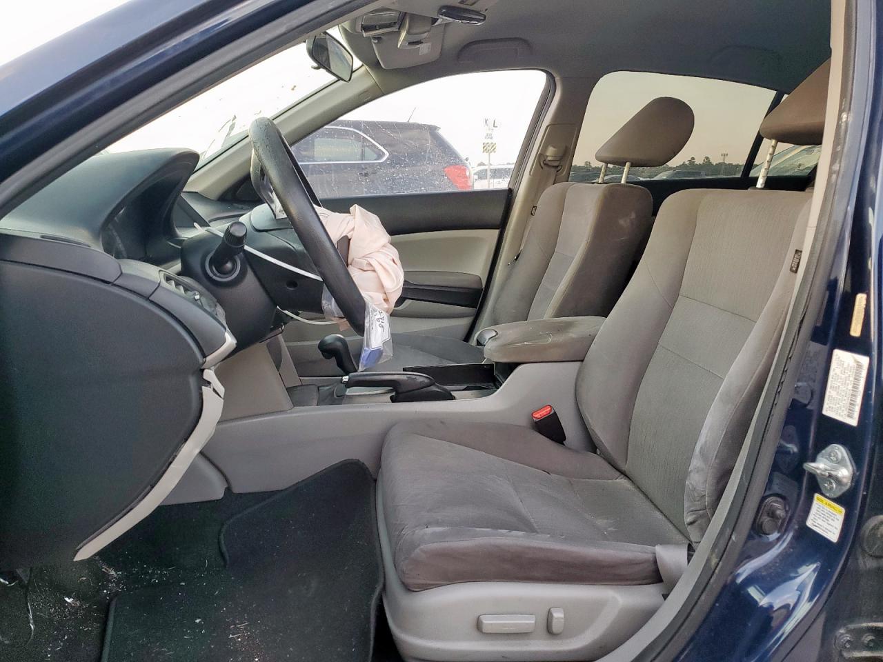 2011 Honda Accord Lxp VIN: 1HGCP2F47BA055560 Lot: 81943815