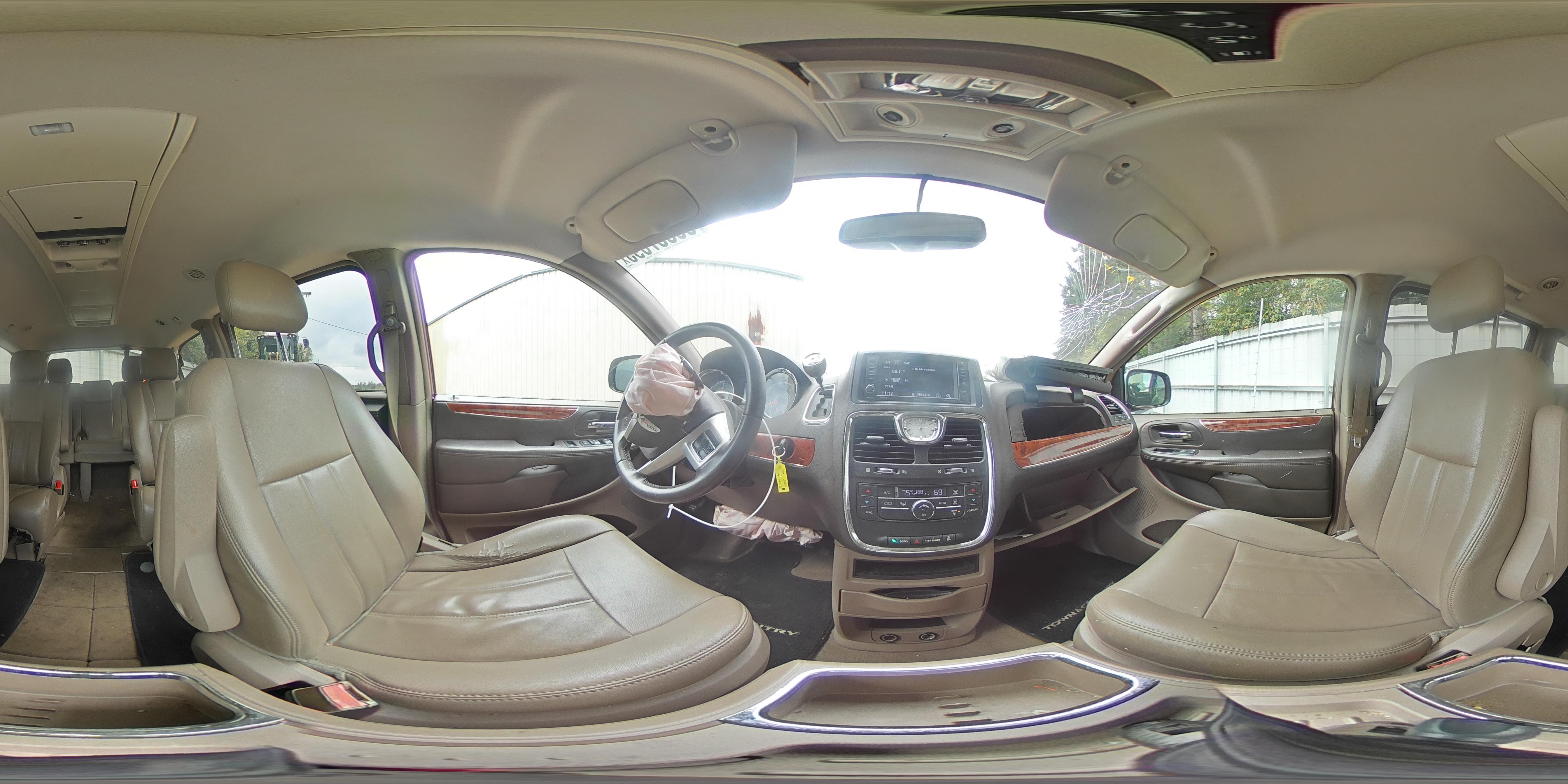 2015 Chrysler Town & Country Touring VIN: 2C4RC1BG1FR561028 Lot: 80887695