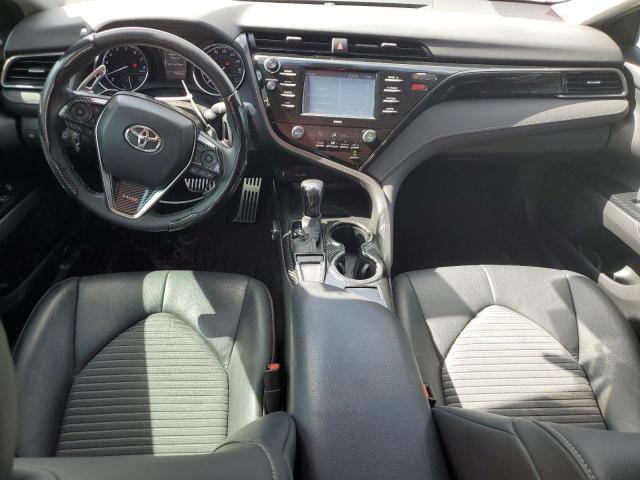  TOYOTA CAMRY 2020 Серебристый