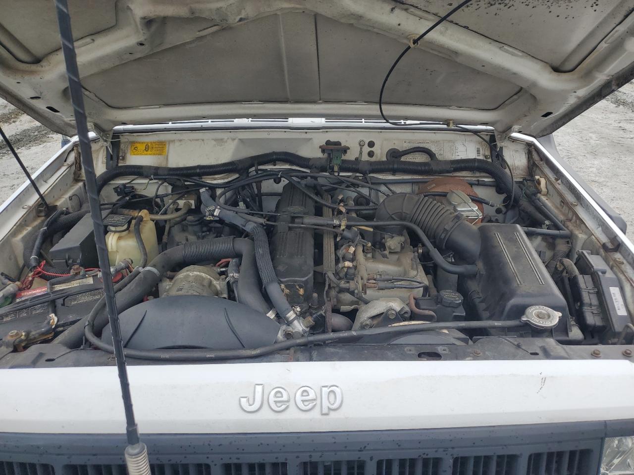 1991 Jeep Comanche VIN: 1J7FT26S9ML581330 Lot: 83868325