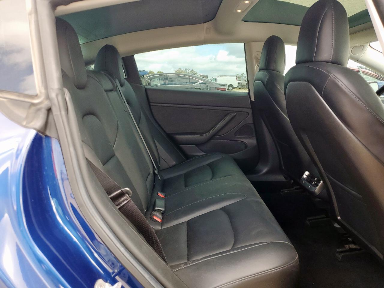 2019 Tesla Model 3 VIN: 5YJ3E1EB5KF437317 Lot: 80793535