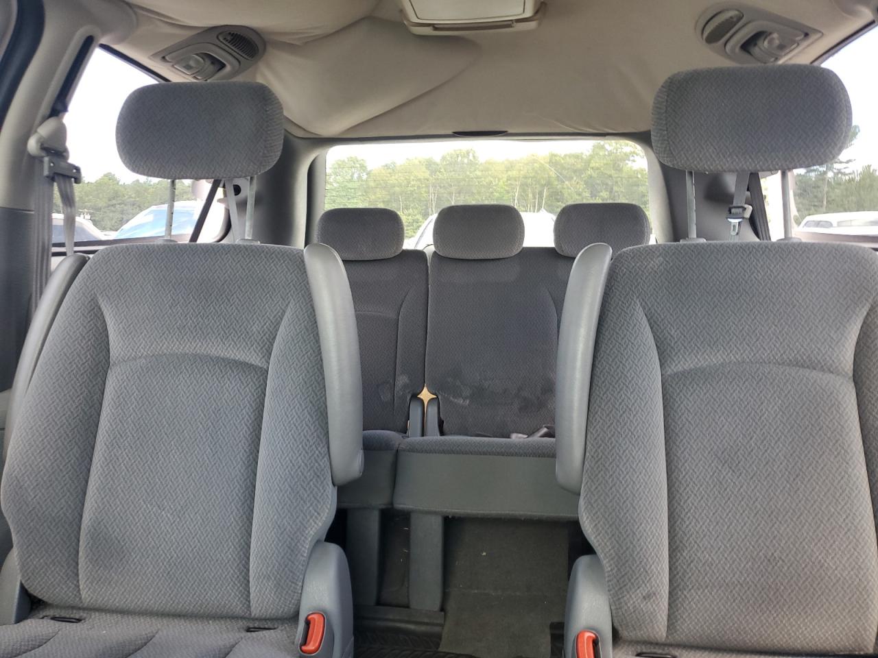 2005 Dodge Grand Caravan Sxt VIN: 2D4GP44L65R448359 Lot: 69009715