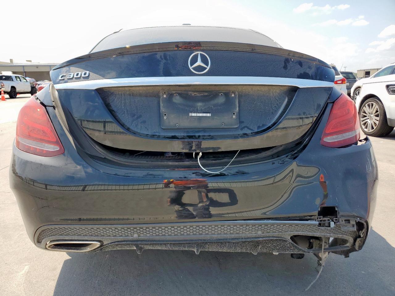 2018 Mercedes-Benz C 300 VIN: 55SWF4JB2JU252267 Lot: 81016165