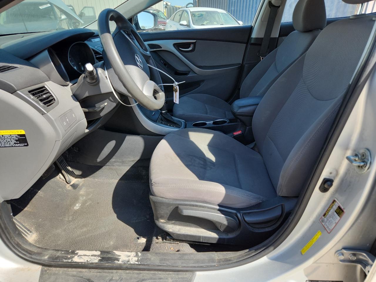 2016 Hyundai Elantra Se VIN: 5NPDH4AE1GH703681 Lot: 81849745