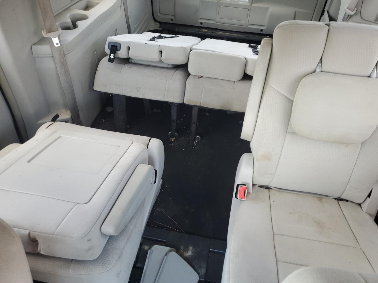 2011 Dodge Grand Caravan Crew VIN: 2D4RN5DG2BR606571 Lot: 80439005