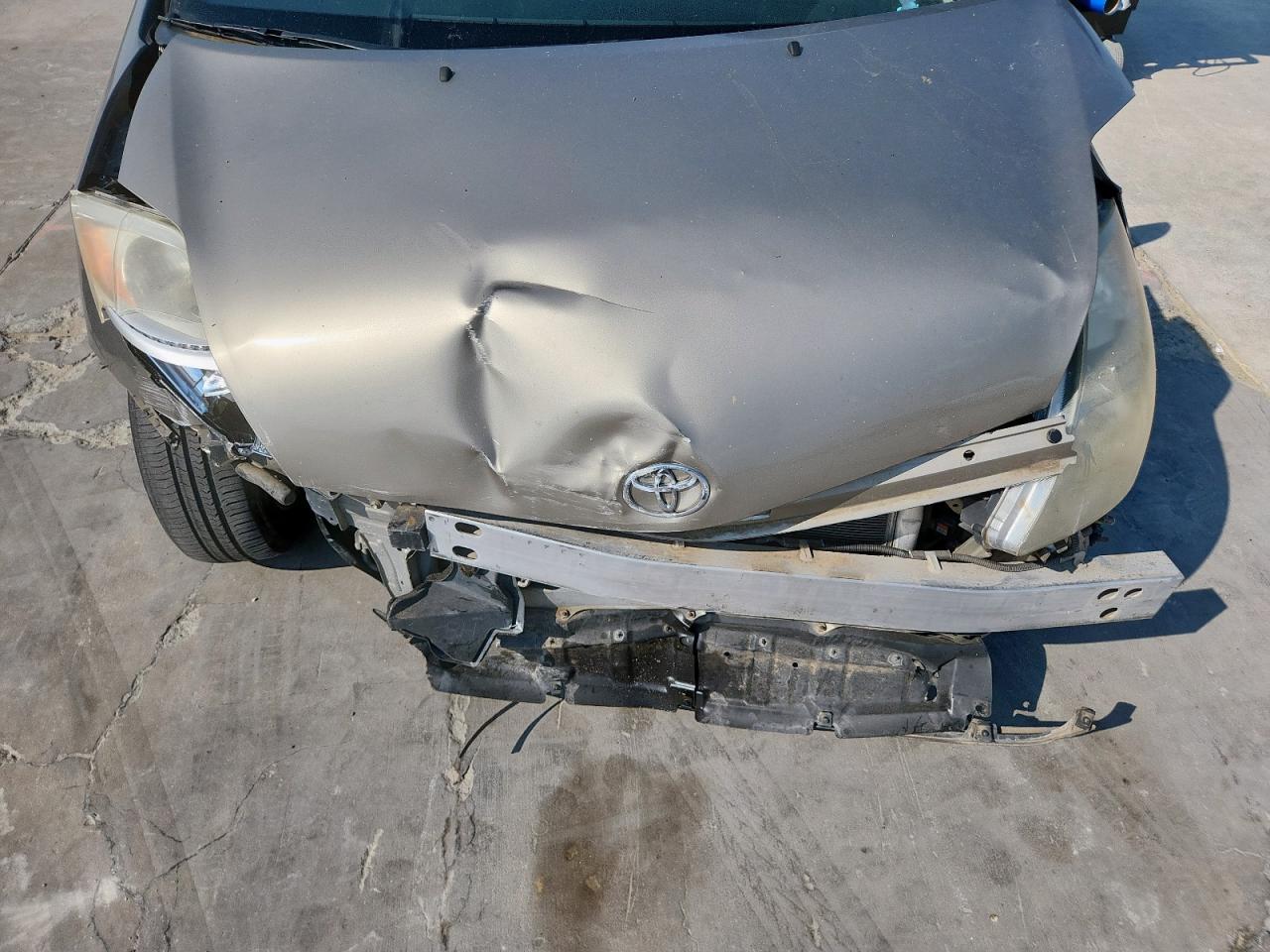2008 Toyota Prius VIN: JTDKB20U987711703 Lot: 81394575