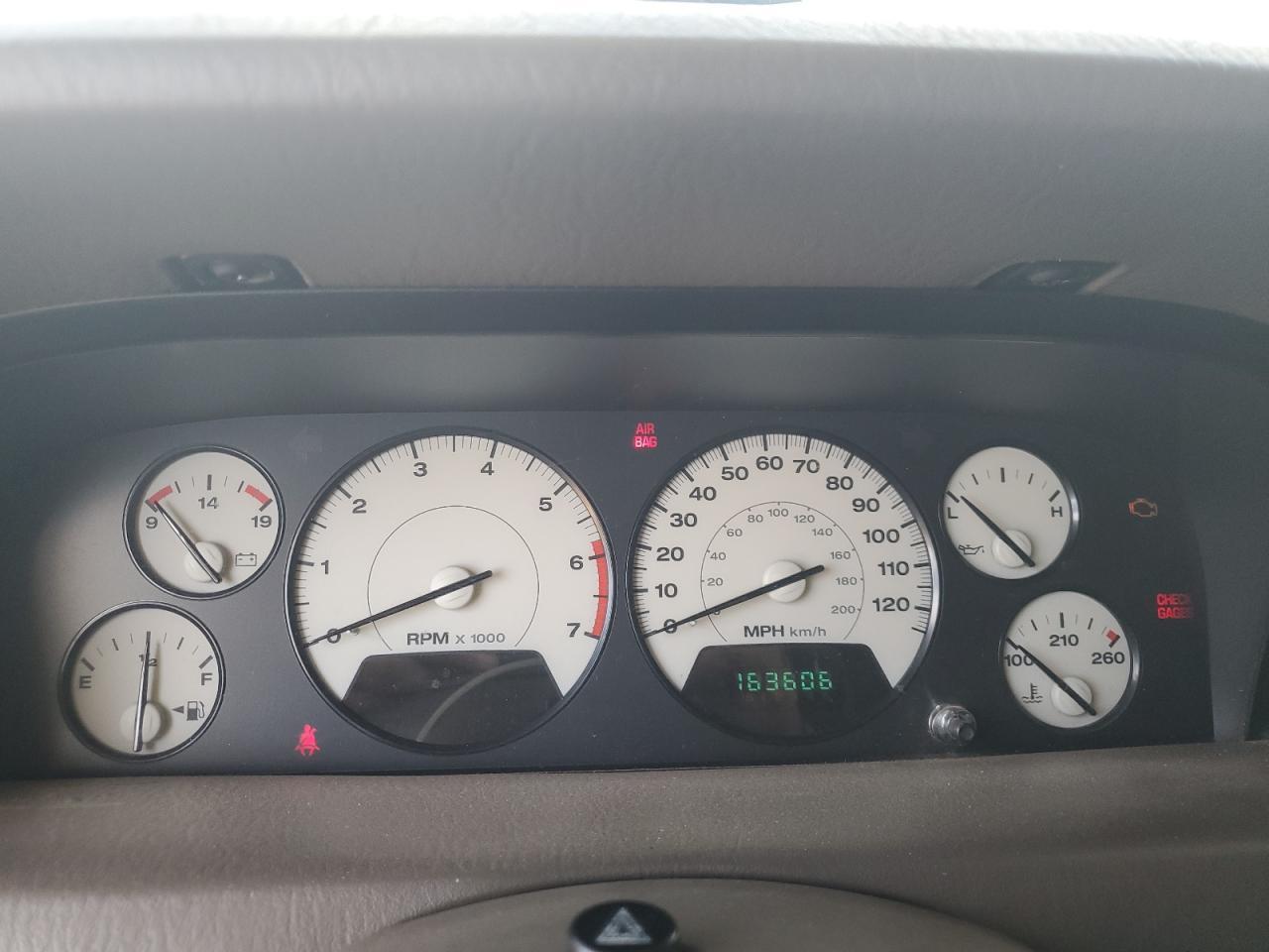 2002 Jeep Grand Cherokee Limited VIN: 1J8GW58JX2C322839 Lot: 81331735