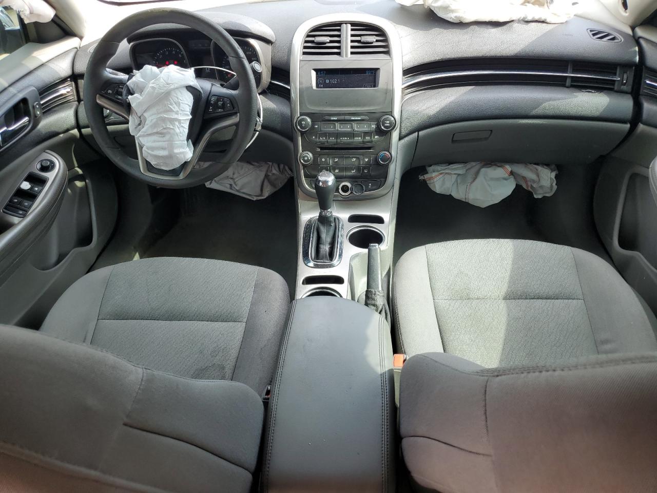 2015 Chevrolet Malibu Ls VIN: 1G11B5SL7FF121304 Lot: 71308535