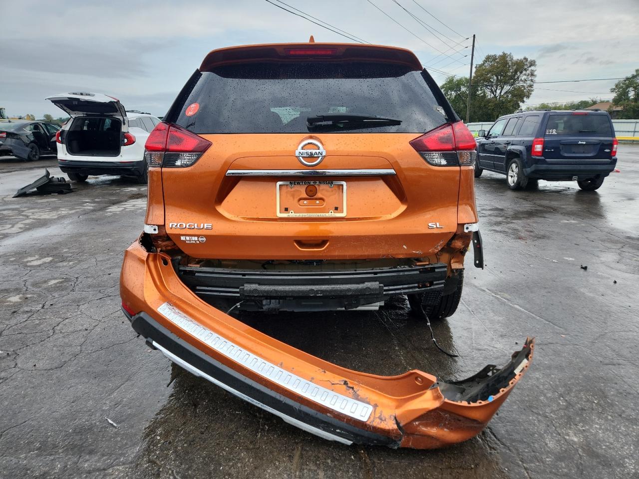 2017 Nissan Rogue S VIN: 5N1AT2MT1HC776025 Lot: 83783335