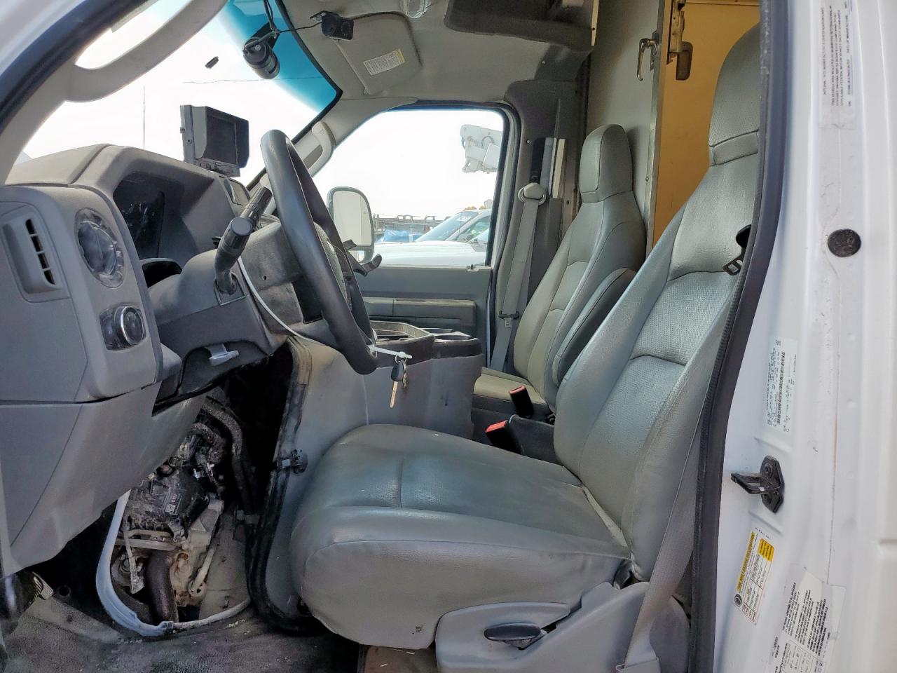 2022 Ford E350 Super Duty Delivery Van VIN: 1FDWE3FK7NDC25727 Lot: 71015455