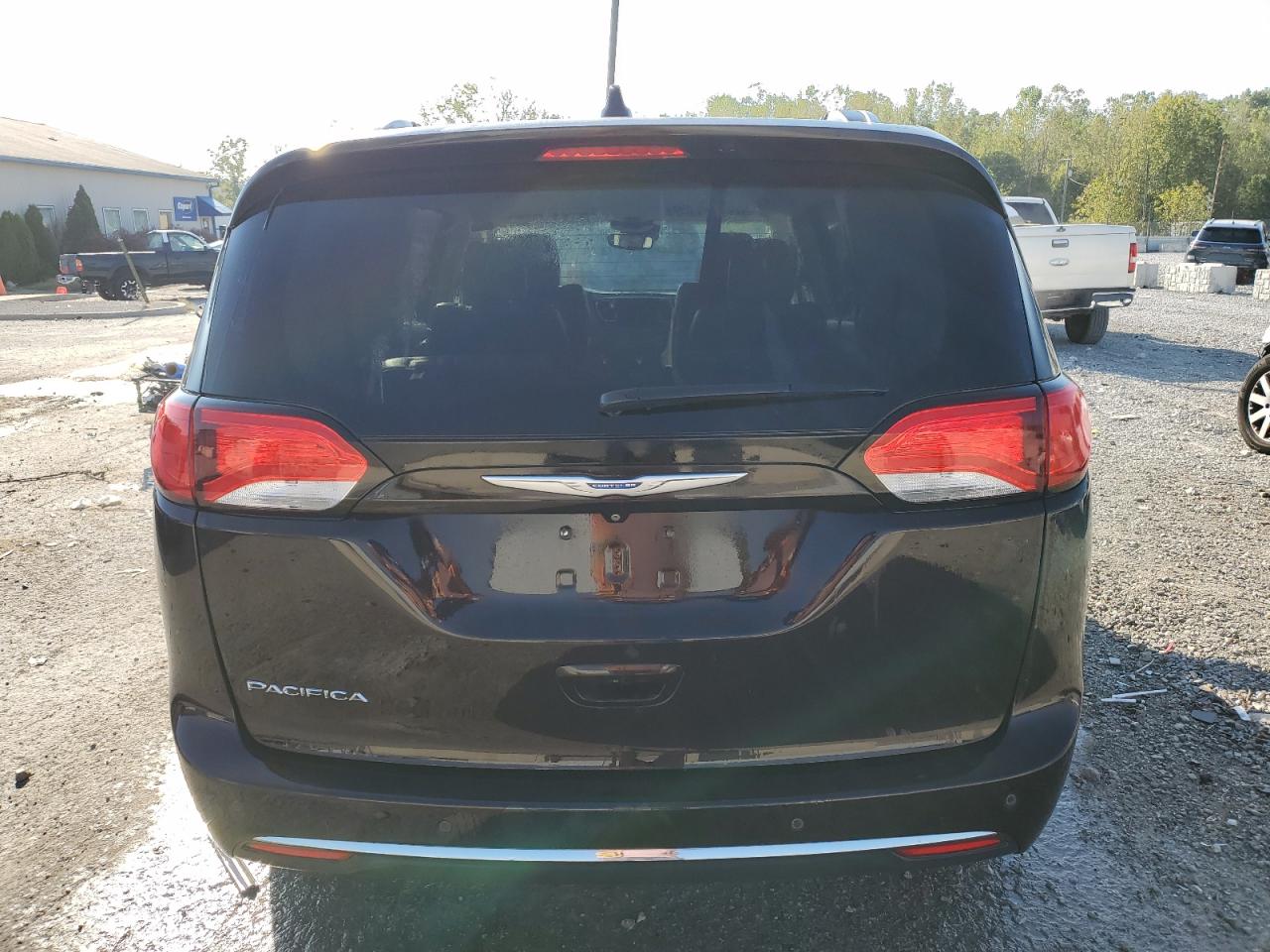 2017 Chrysler Pacifica Touring L Plus VIN: 2C4RC1EG2HR832192 Lot: 84389745