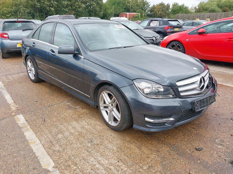 2013 MERCEDES-BENZ C250 AMG SPORT BLUEEF-CY 