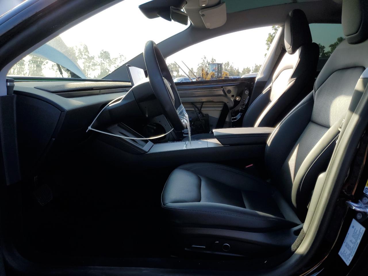 2025 Tesla Model 3 VIN: 5YJ3E1EB5SF949854 Lot: 81835405