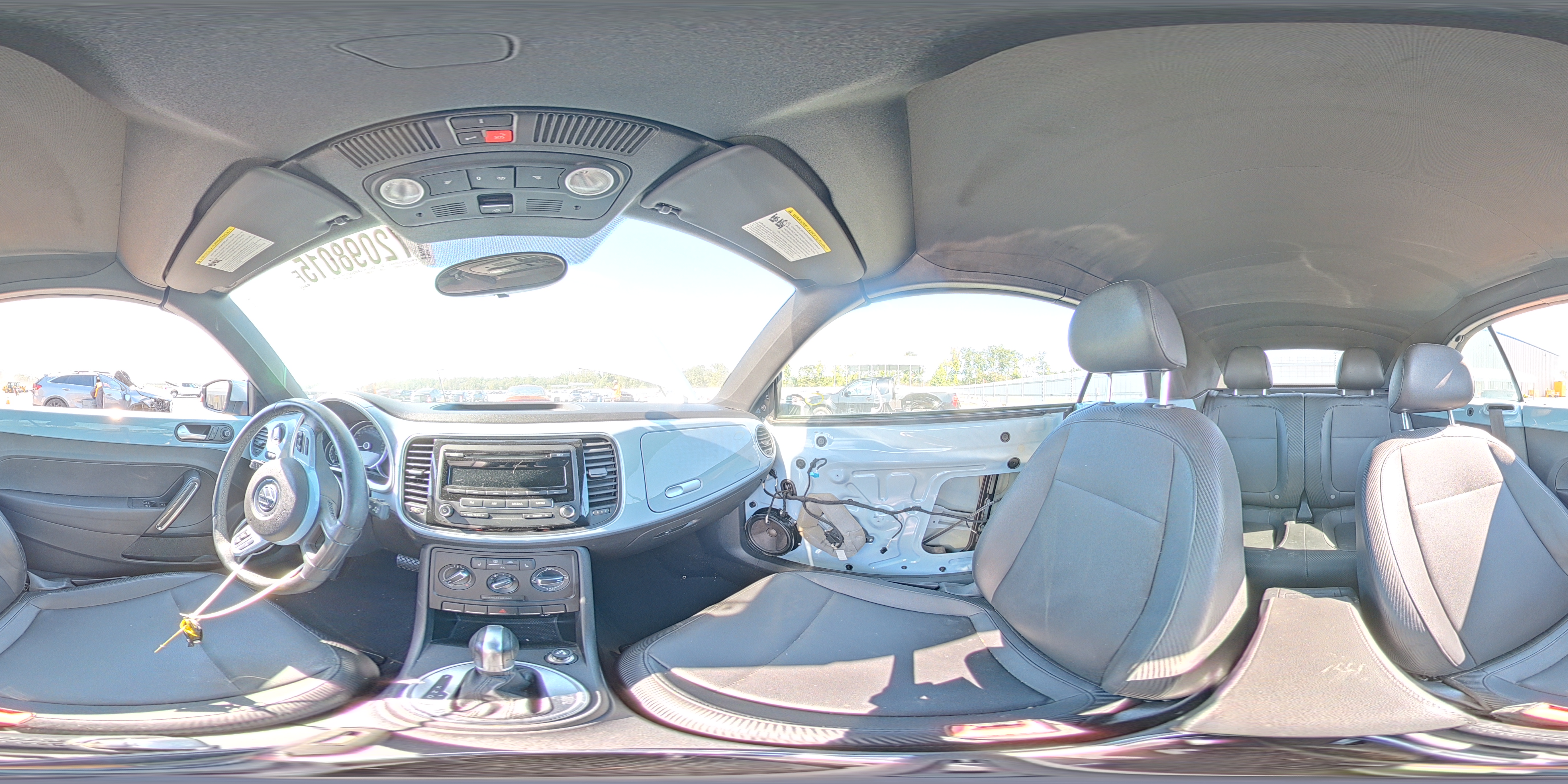 2015 Volkswagen Beetle 1.8T VIN: 3VW517AT7FM807879 Lot: 72098015