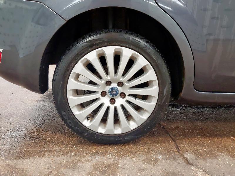2009 FORD FOCUS TITANIUM 100 1.6 TITANIUM 5DR