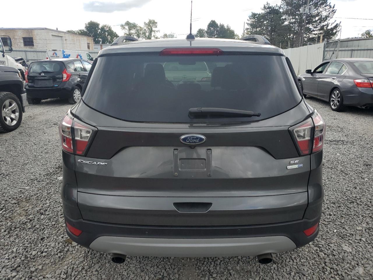2017 Ford Escape Se VIN: 1FMCU9GD7HUA38002 Lot: 81462075