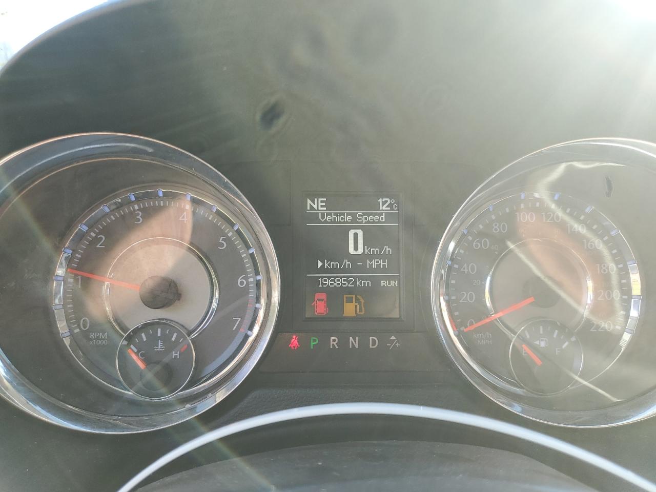 2016 Chrysler Town & Country Touring L VIN: 2C4RC1CGXGR126895 Lot: 71513695