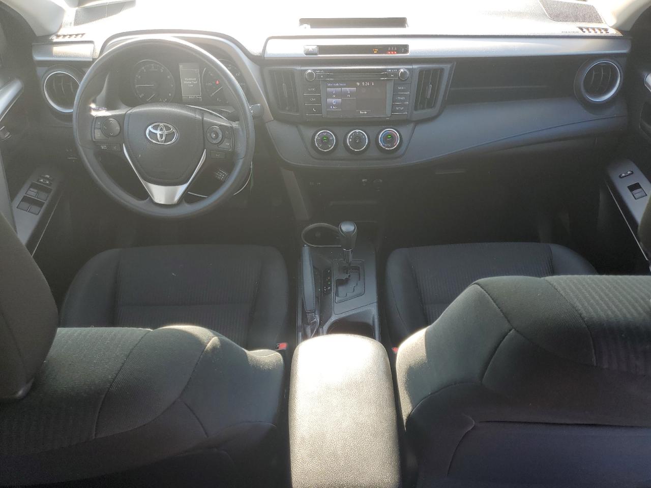 2017 Toyota Rav4 Le VIN: 2T3BFREV8HW601728 Lot: 81110635