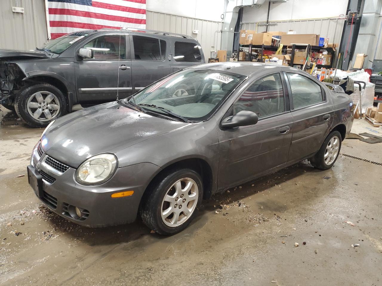 DODGE NEON 2004. Lot# 81153595. VIN 1B3ES56C54D552110. Photo 1
