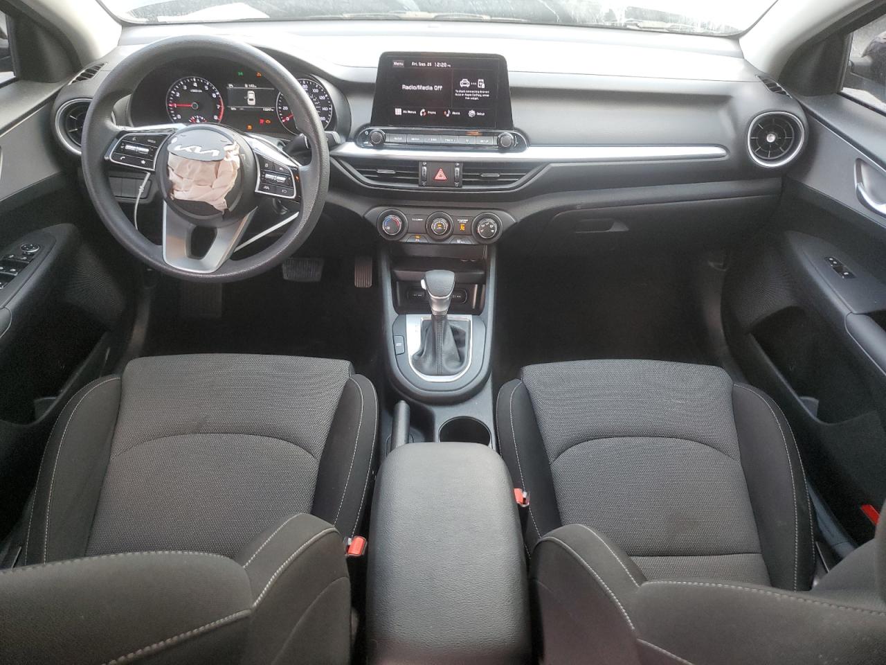 2023 Kia Forte Lx VIN: 3KPF24AD0PE689004 Lot: 81860025