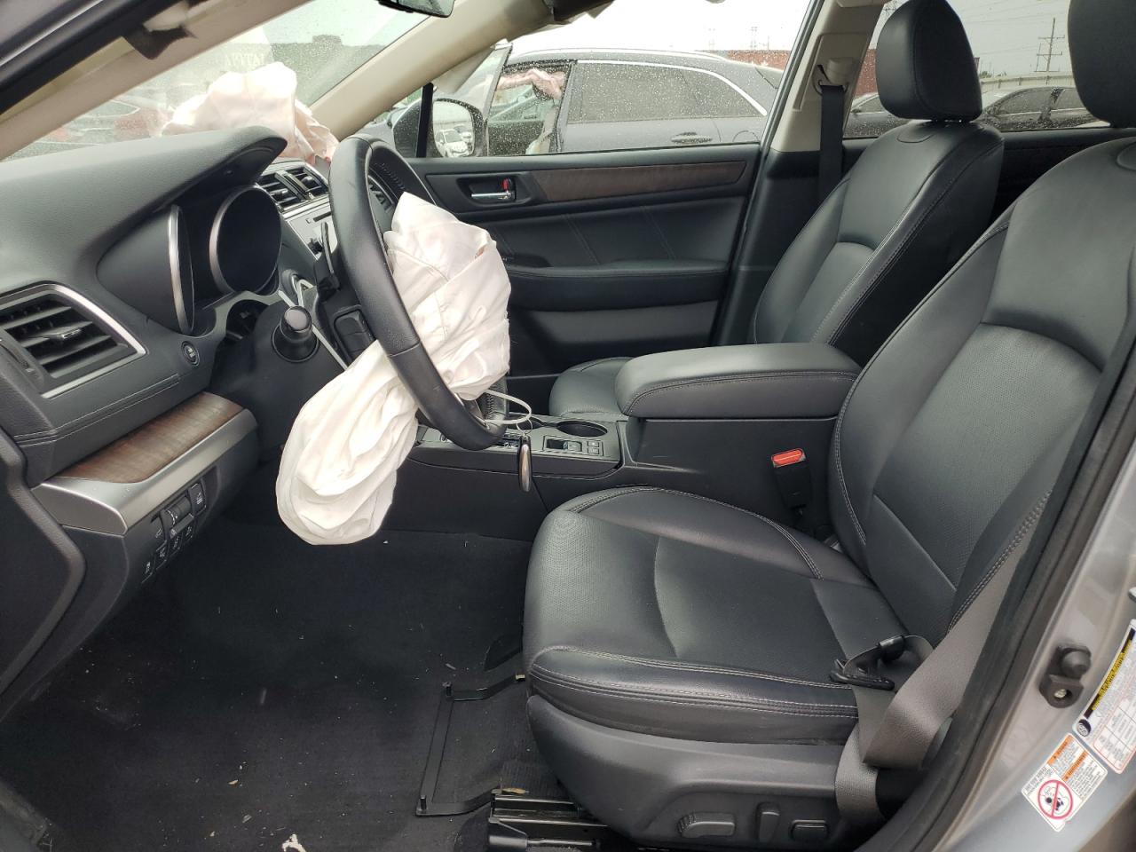 2018 Subaru Outback 3.6R Limited VIN: 4S4BSENC6J3230768 Lot: 71105275