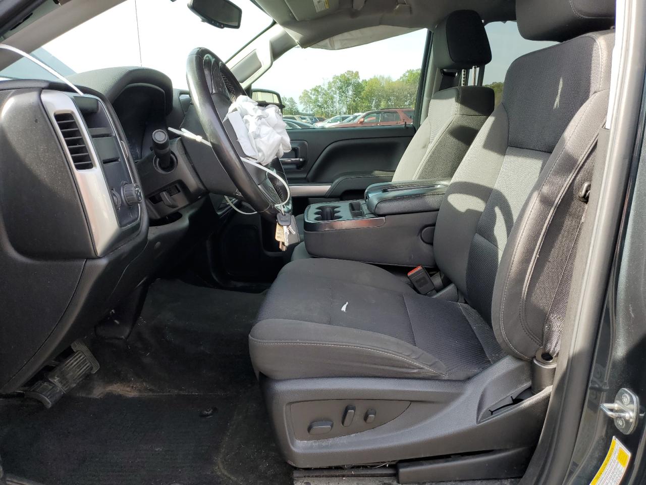 2018 Chevrolet Silverado C1500 Lt VIN: 1GCRCREH8JZ261147 Lot: 84206045